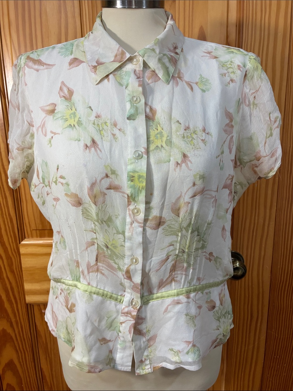 Worthington Sheer Floral Button-Up Blouse in Light Green & Cream